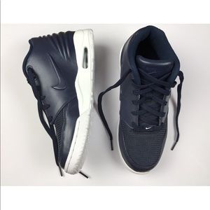 {Nike}Air entertrainer shoes obsidian blue & white